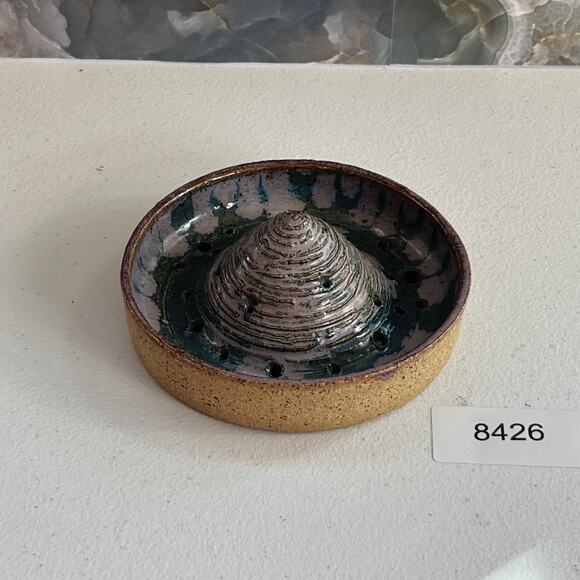 Studio Art Pottery Citrus Manual Juicer Lemon & Orange Stoneware Hand Made - Picture 4 of 11